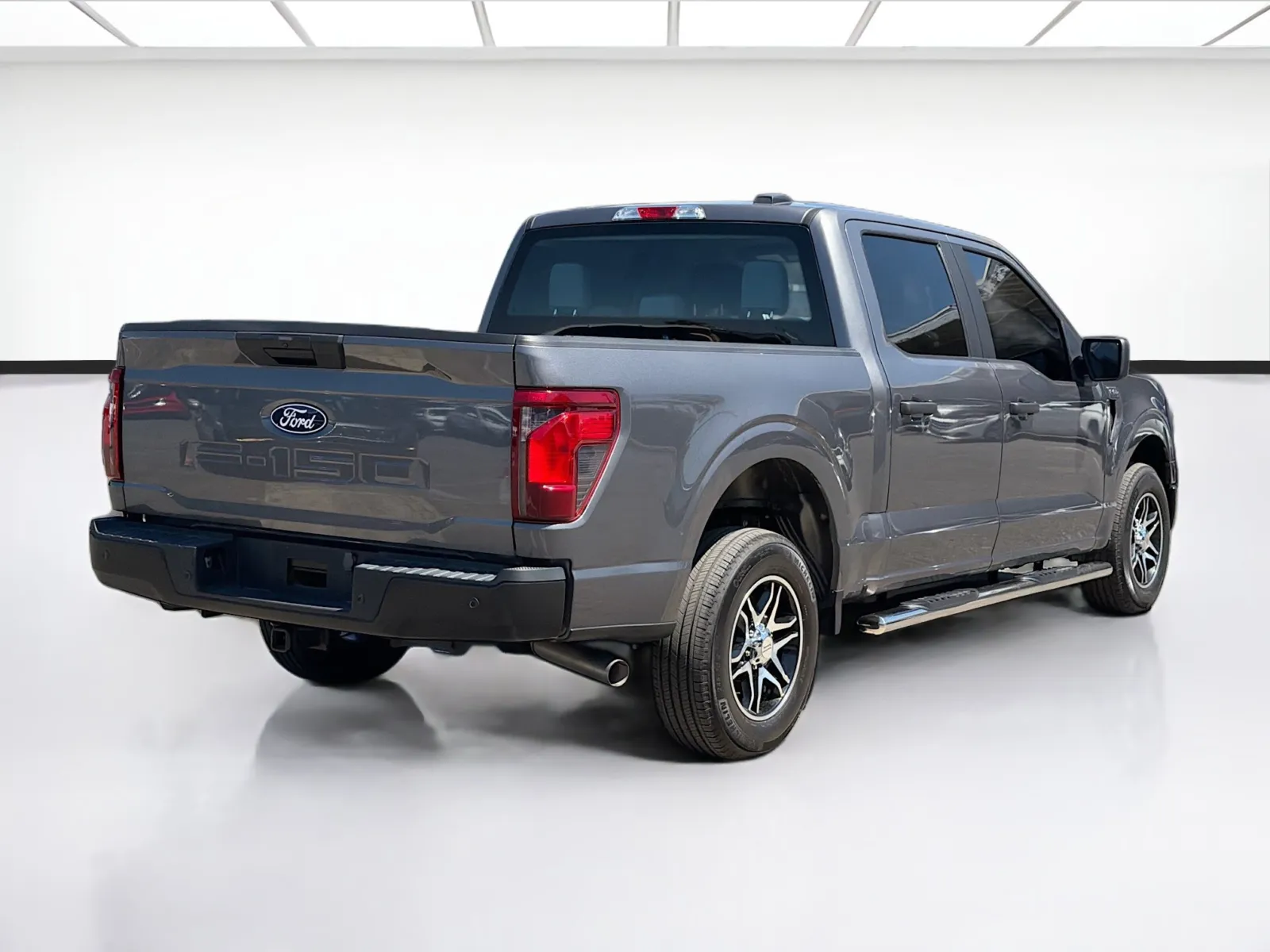 Ford F-150 photo 4