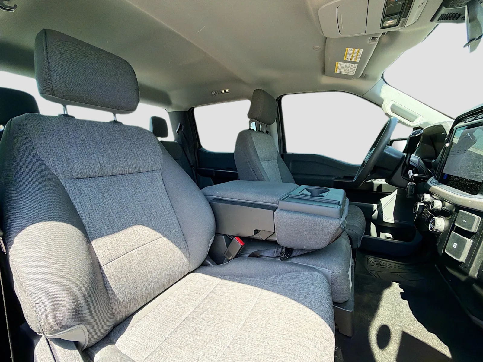 Ford F-150 photo 17