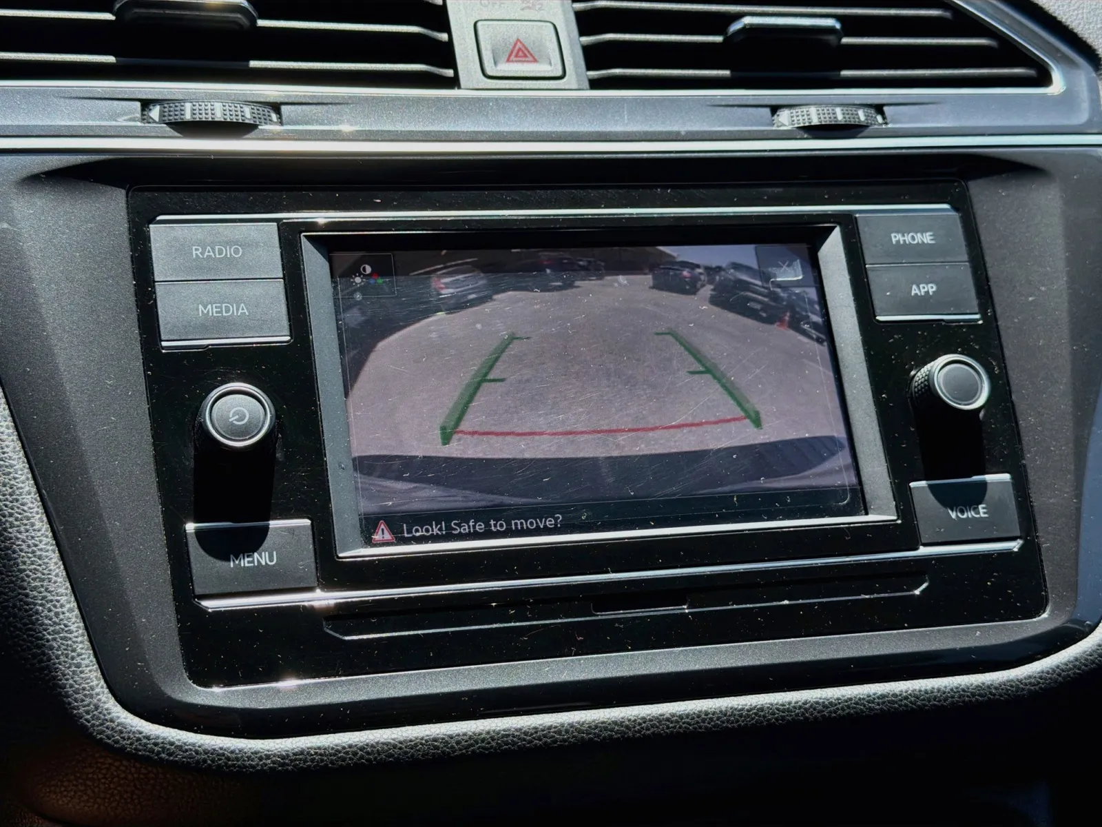 Volkswagen Tiguan photo 9
