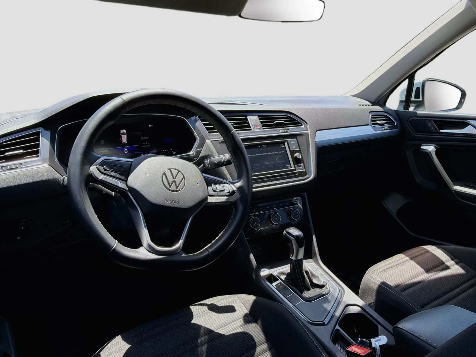 Volkswagen Tiguan photo 13