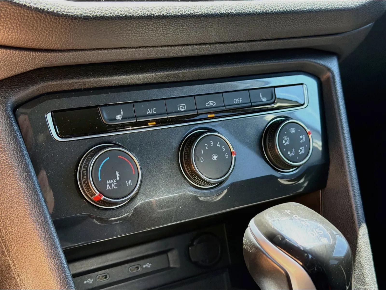 Volkswagen Tiguan photo 11
