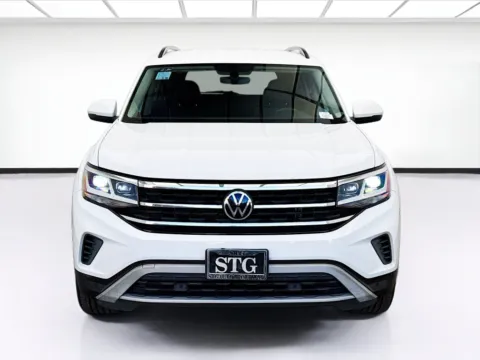 Photos of 2021 Volkswagen Atlas 2.0T SE w/Technology for sale in Fontana, CA at KarGenie