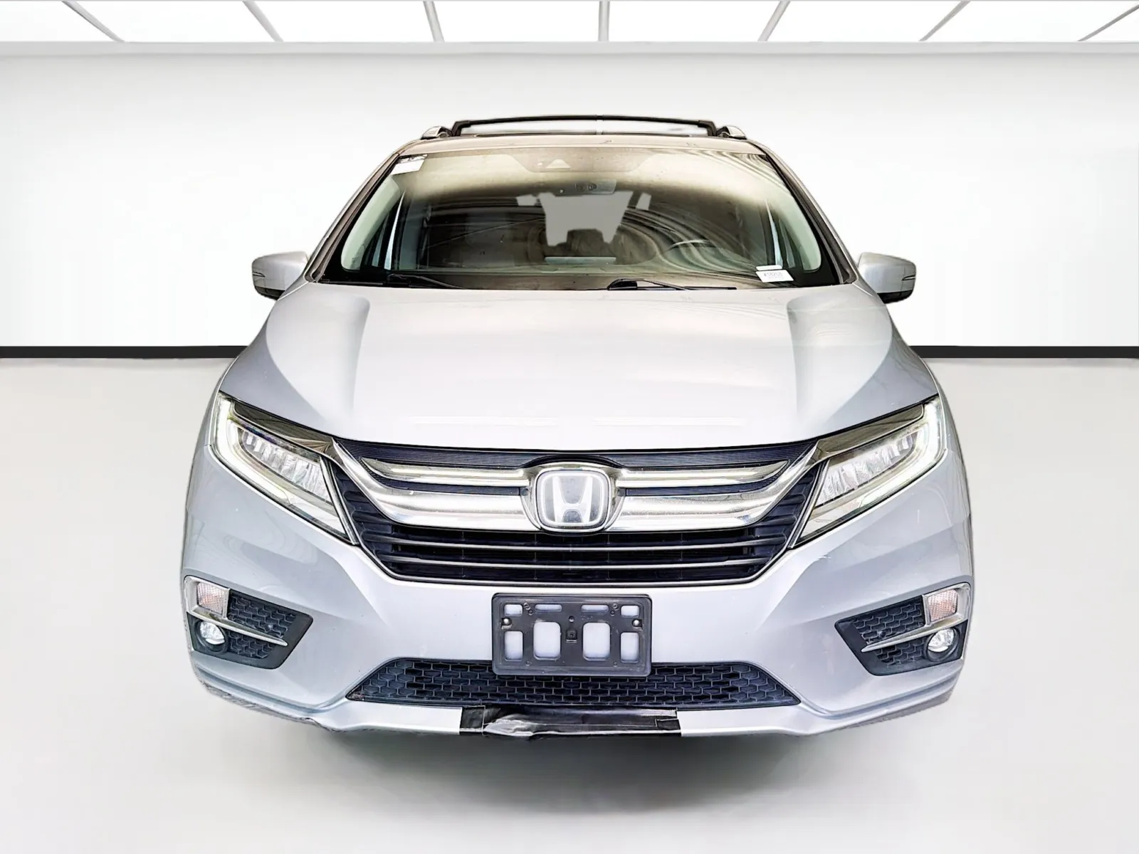 Honda Odyssey photo 2
