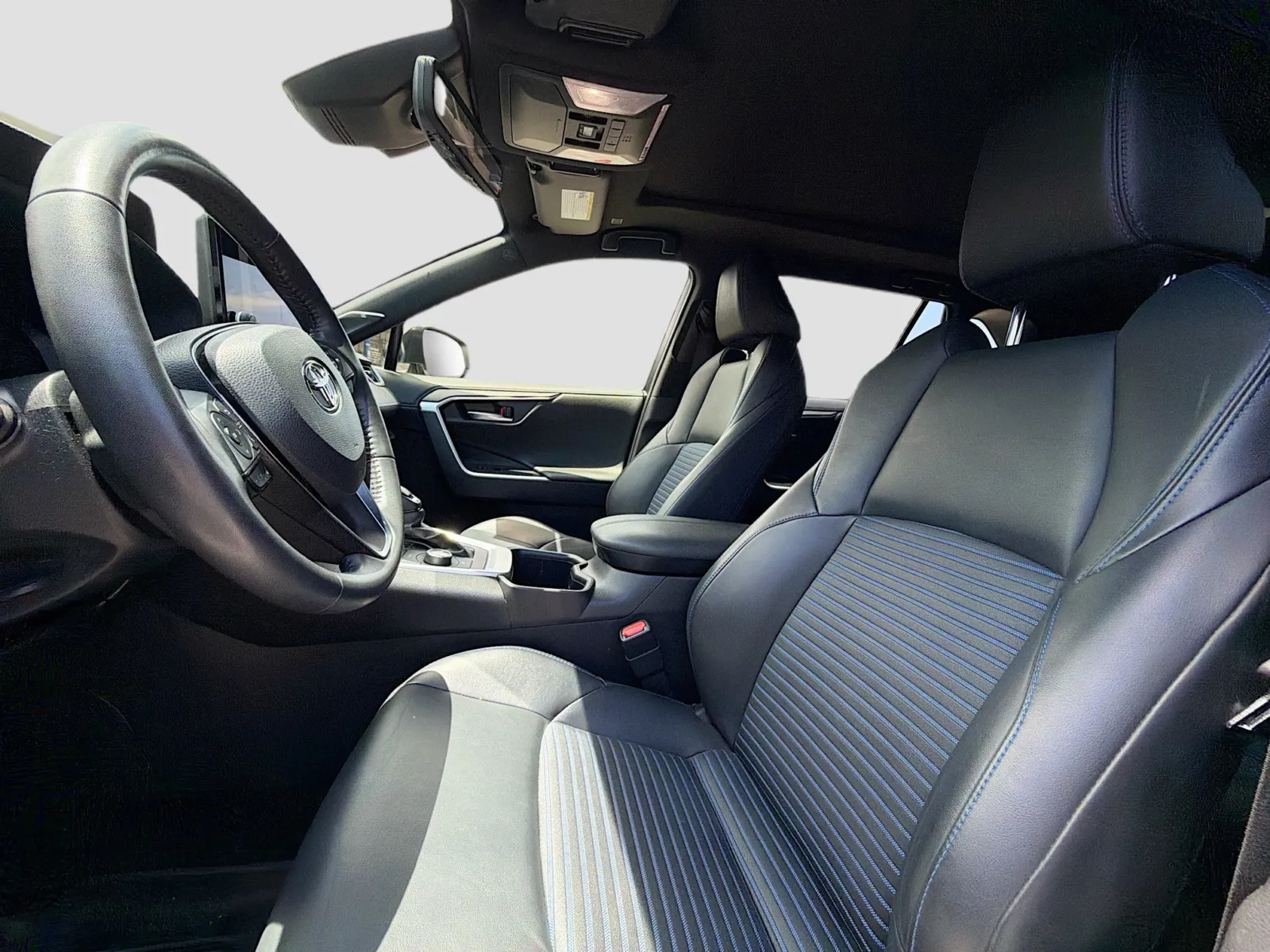 Toyota RAV4 photo 12
