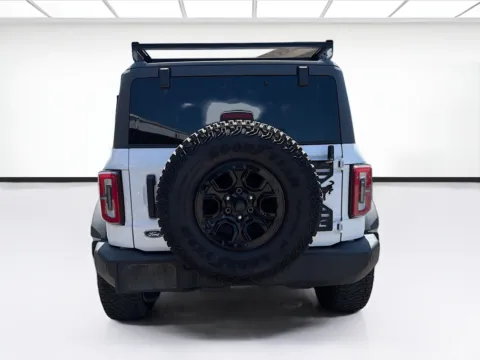 More photos of 2024 Ford Bronco Wildtrak w/High/Lux Package (354A) at KarGenie, CA