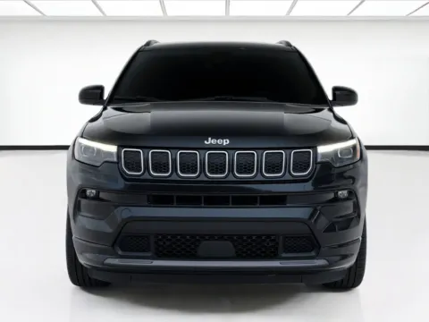 Photos of 2022 Jeep Compass High Altitude for sale in Fontana, CA at KarGenie