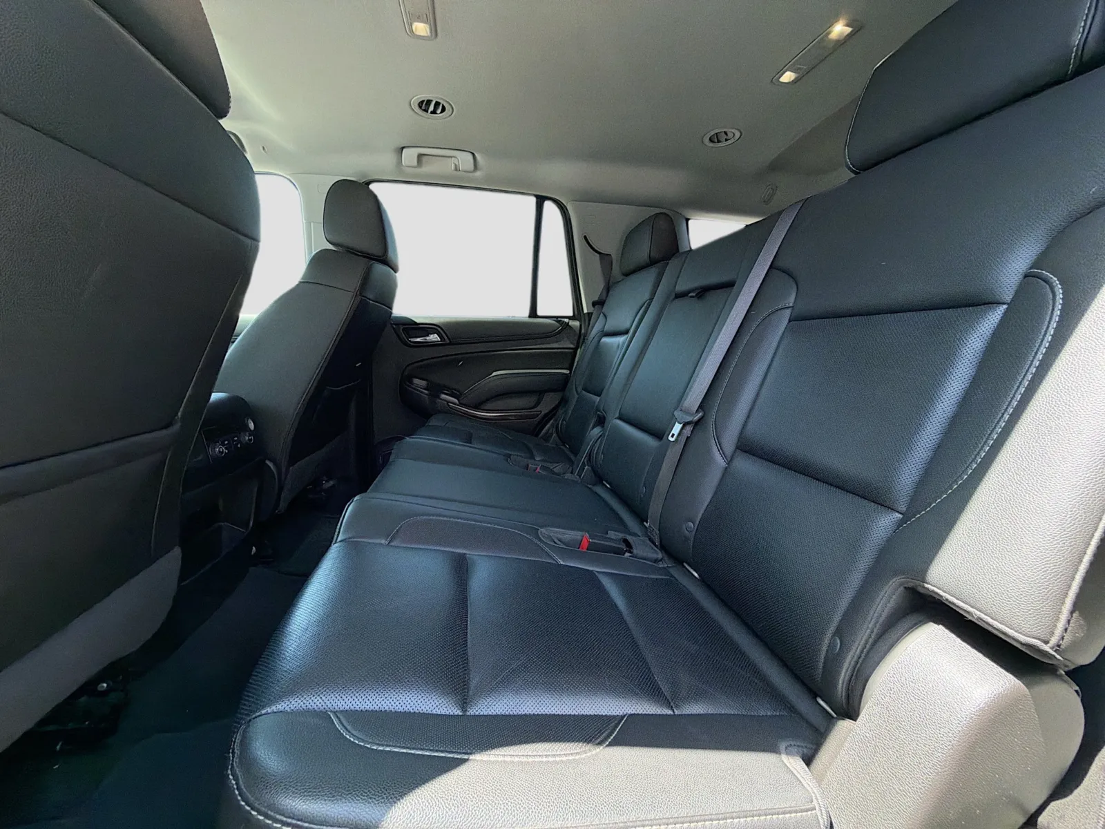 GMC Yukon photo 16