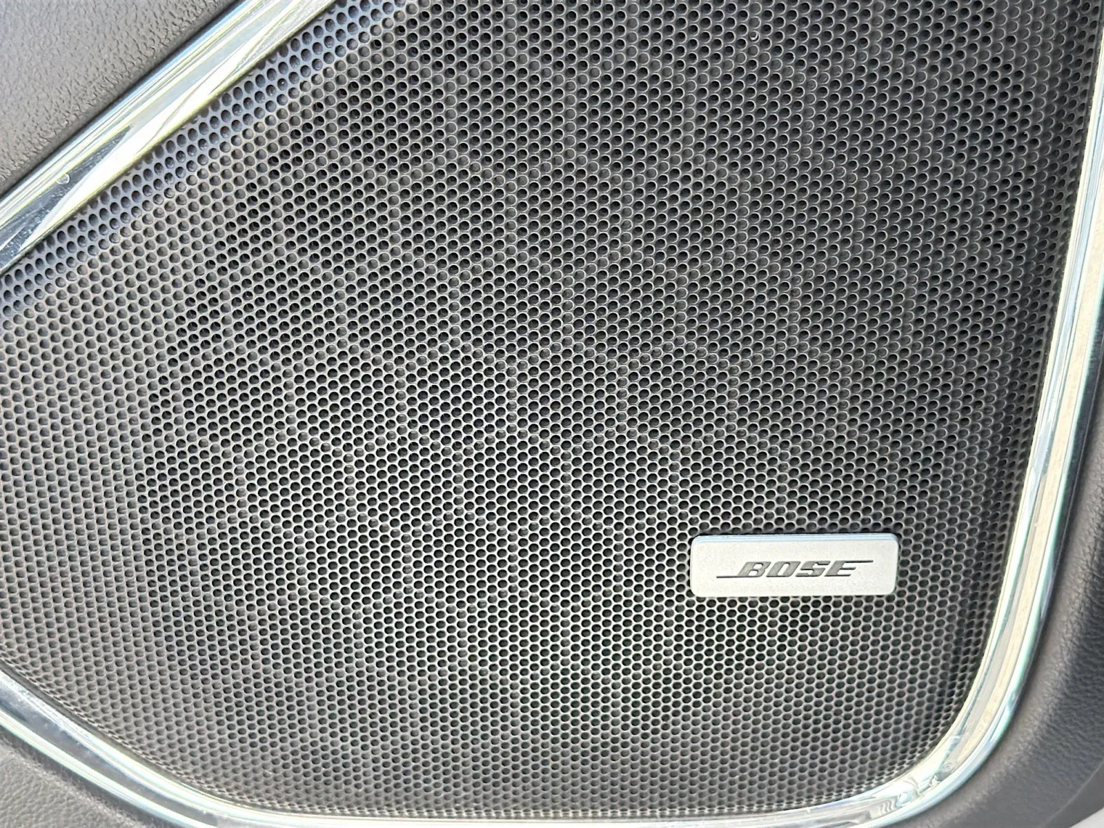 GMC Yukon photo 13