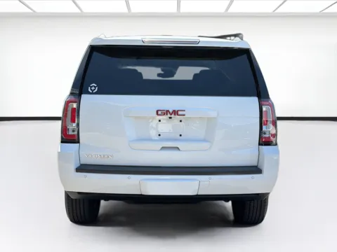 More photos of 2017 GMC Yukon SLT at KarGenie, CA