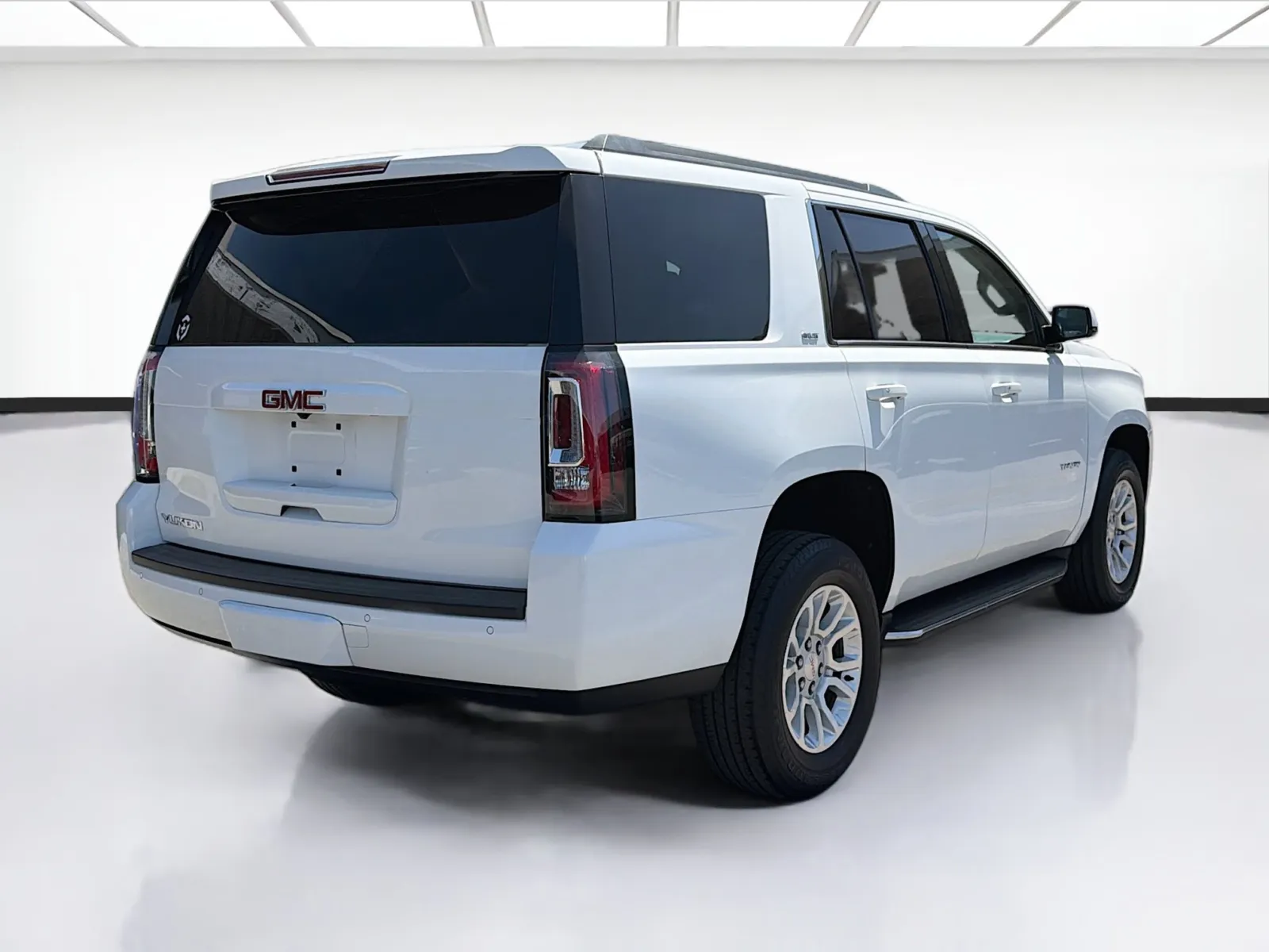 GMC Yukon photo 4