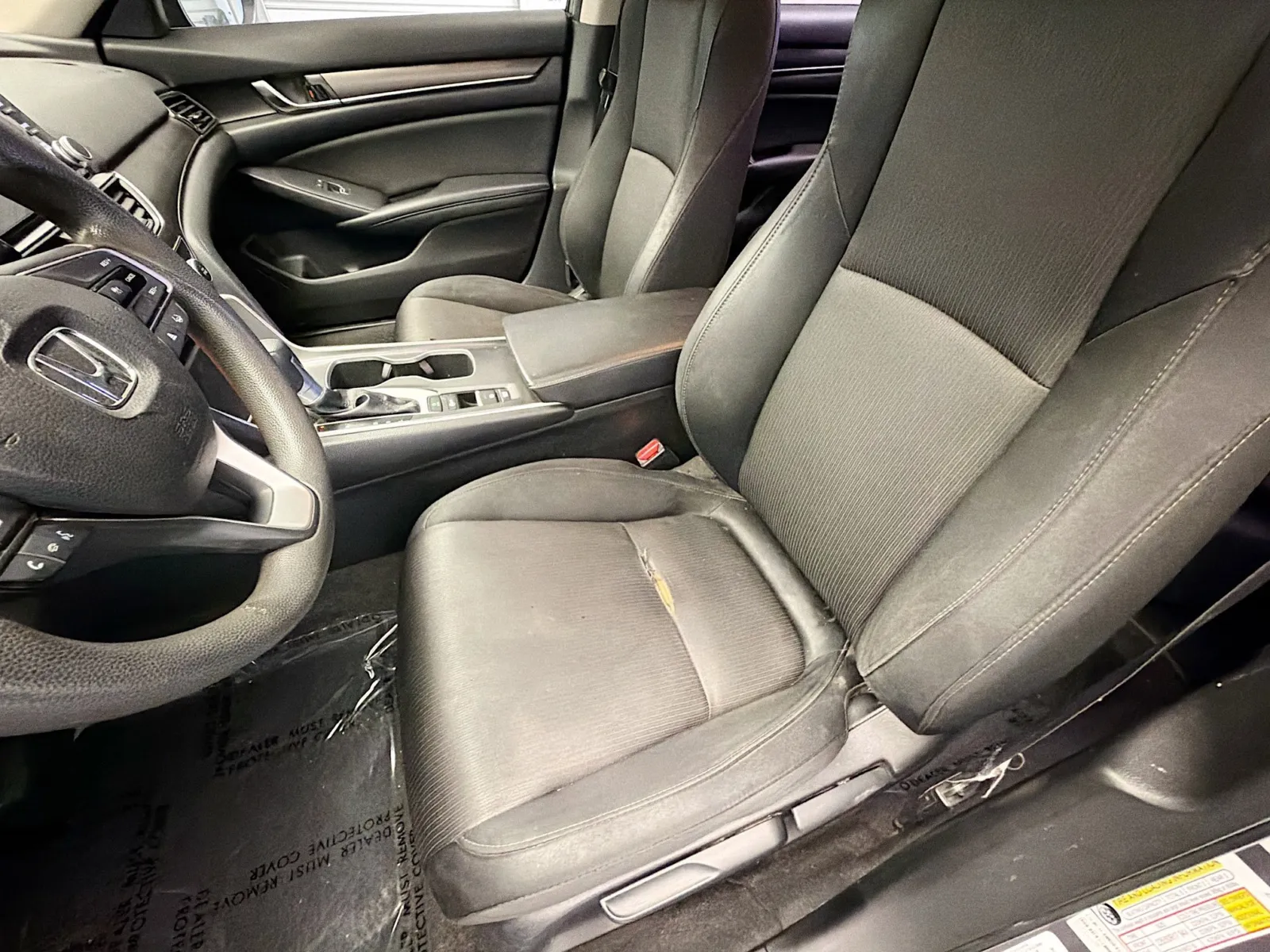 Honda Accord photo 11