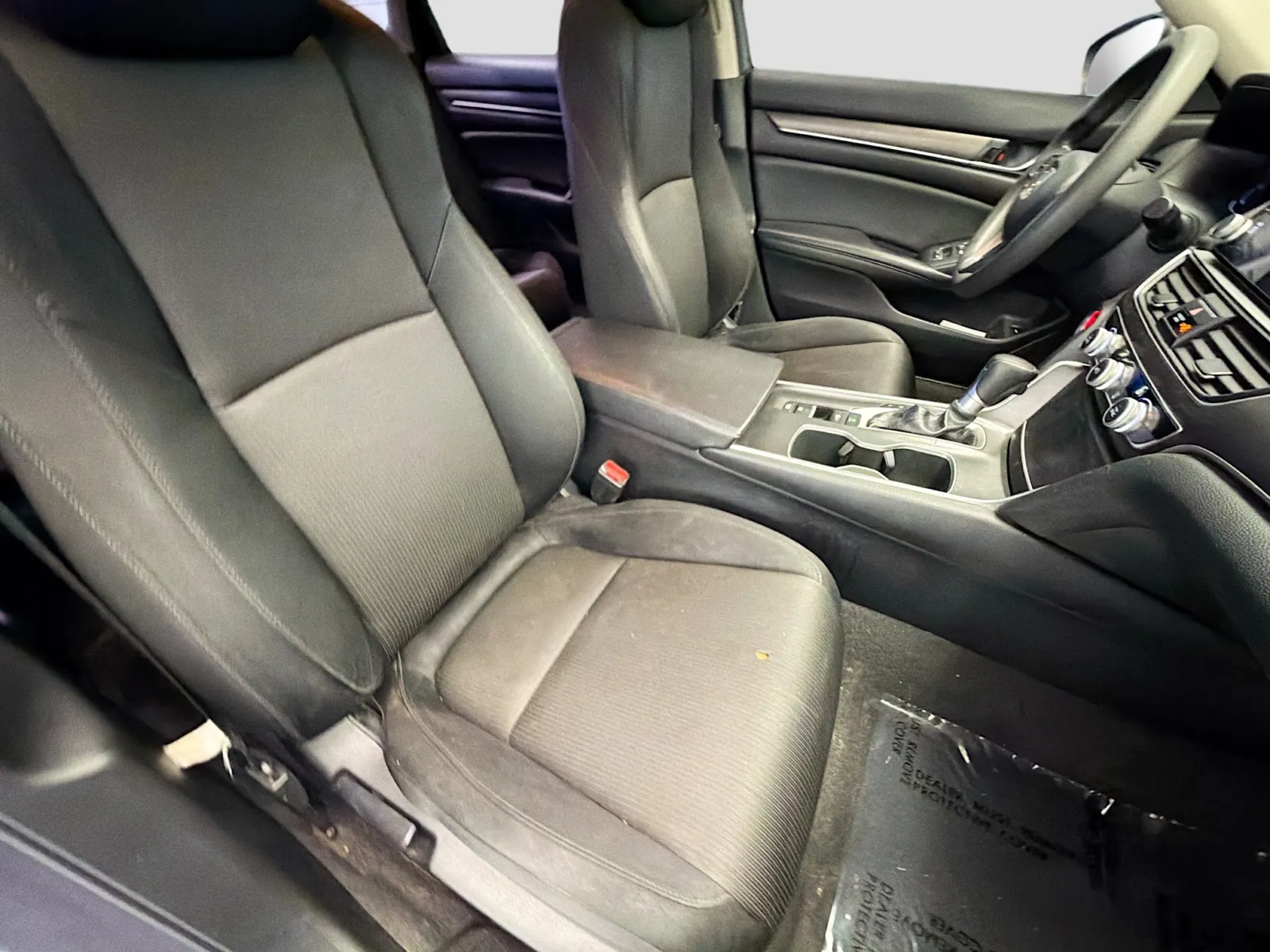 Honda Accord photo 15