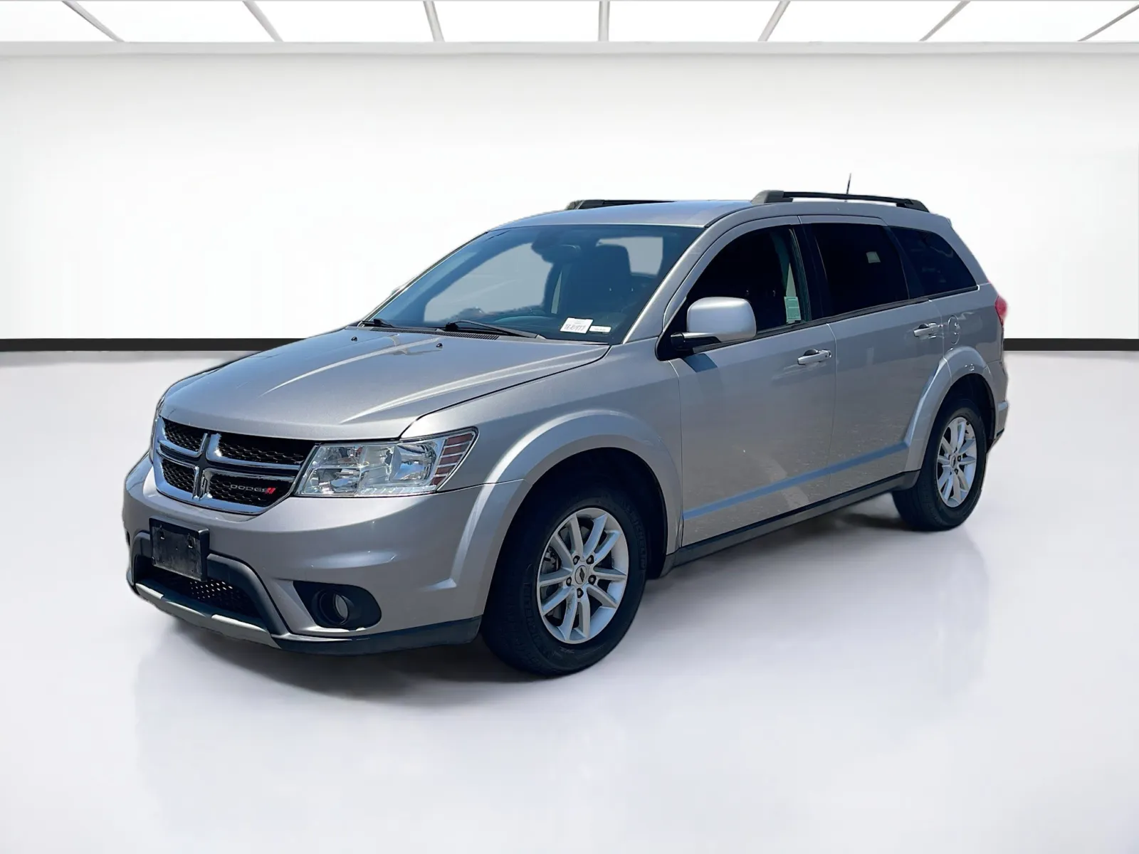 Silver 2019 Dodge Journey SE for sale in Fontana, CA