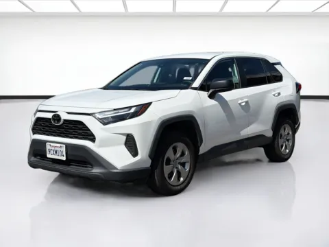 White 2023 Toyota RAV4 LE for sale in Fontana, CA