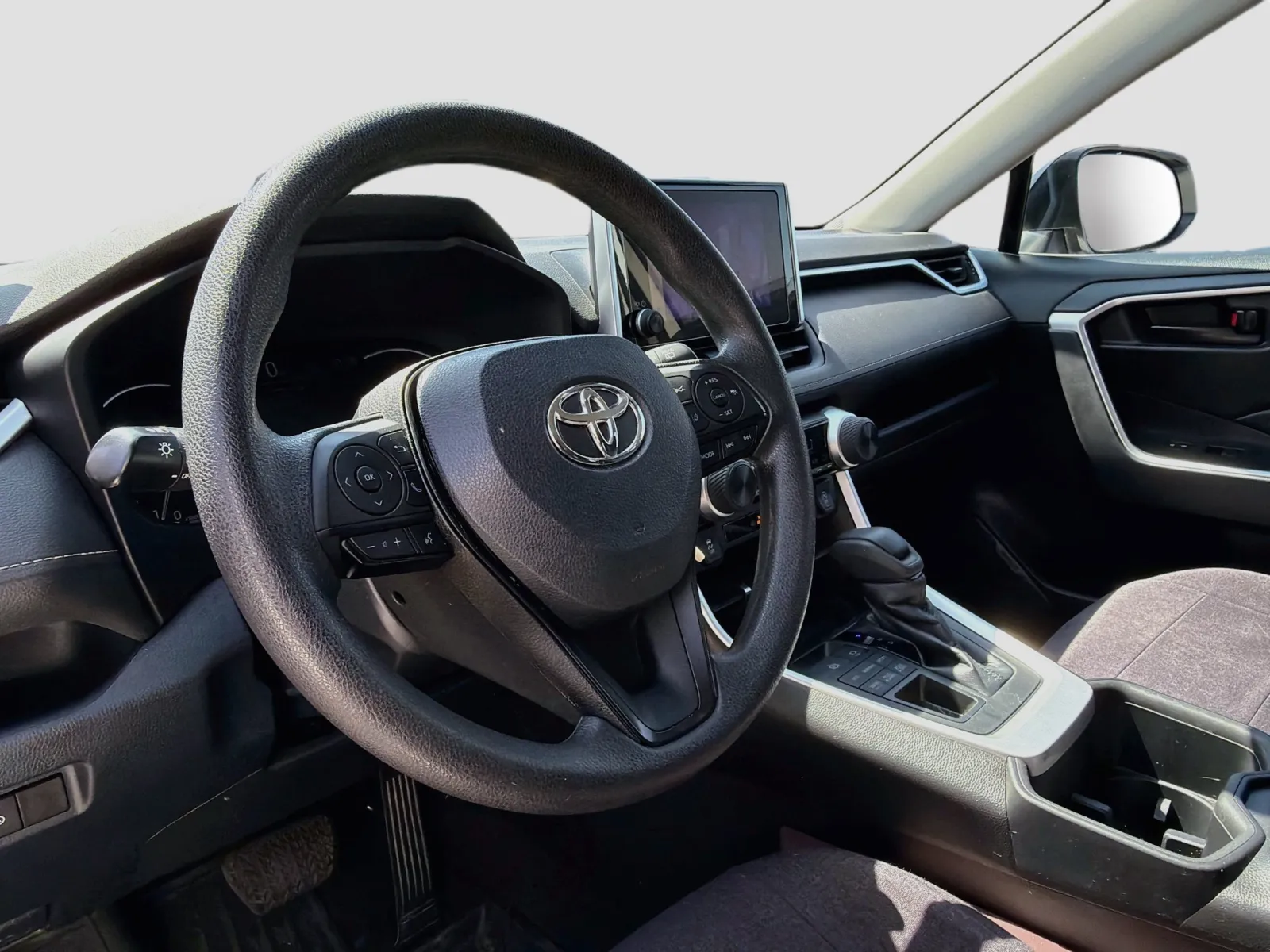 Toyota RAV4 photo 7