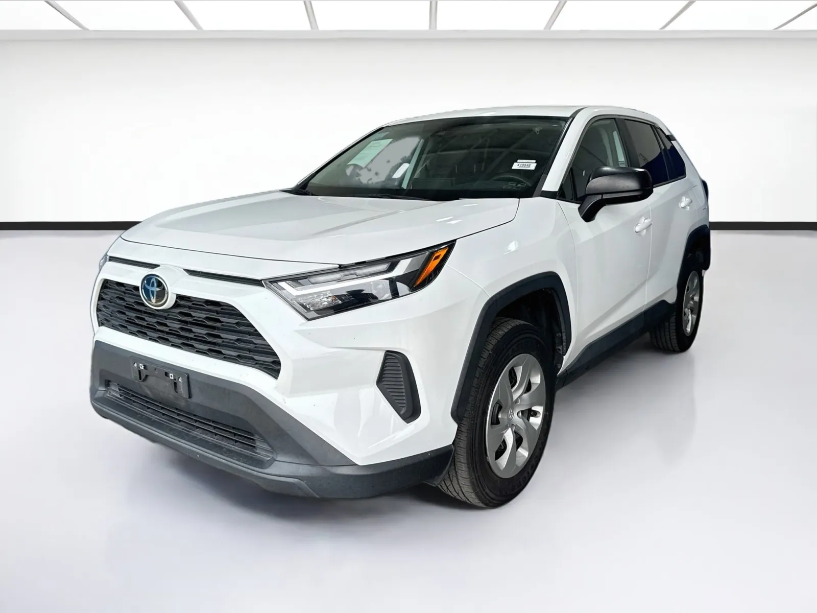 White 2023 Toyota RAV4 LE for sale in Fontana, CA
