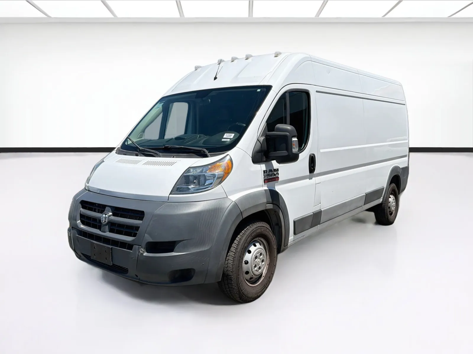 White 2017 Ram ProMaster Cargo Van High Roof for sale in Fontana, CA
