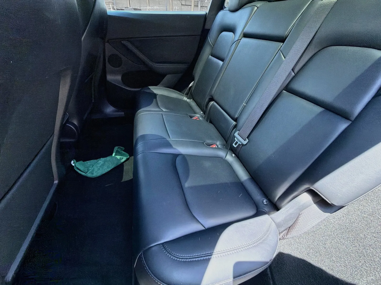 Tesla Model Y photo 13