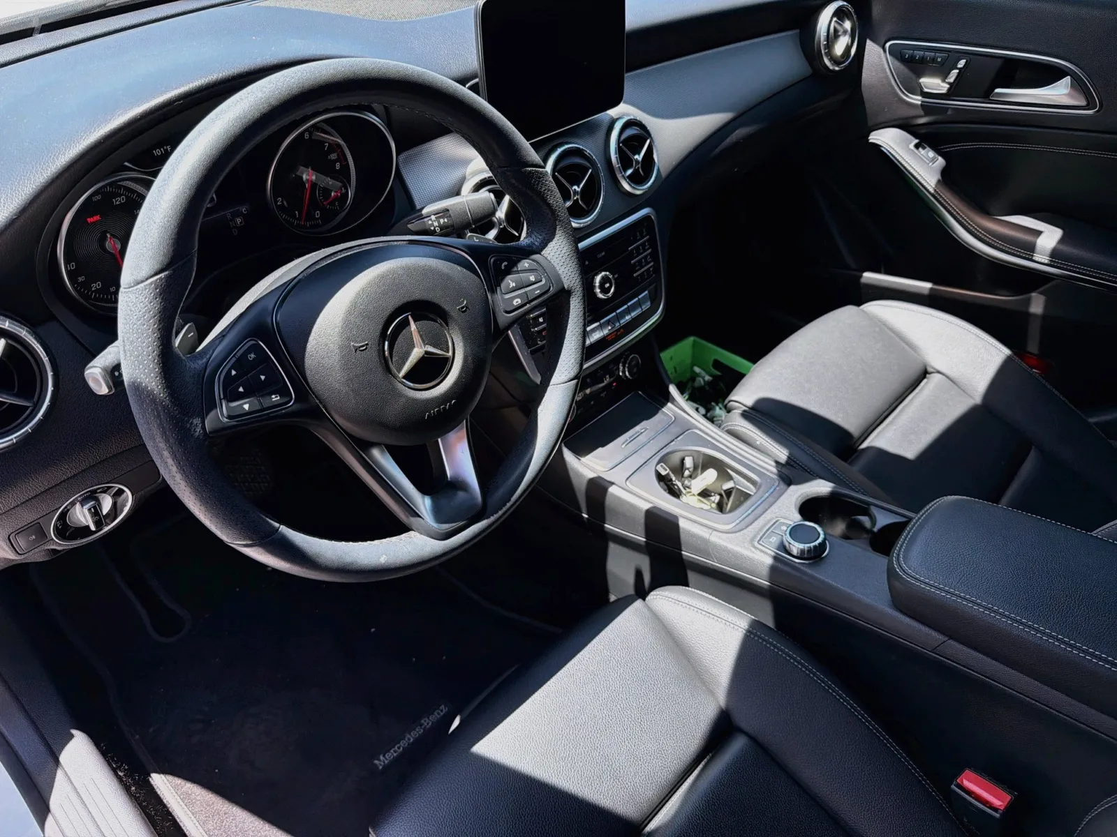 Mercedes-Benz CLA photo 7