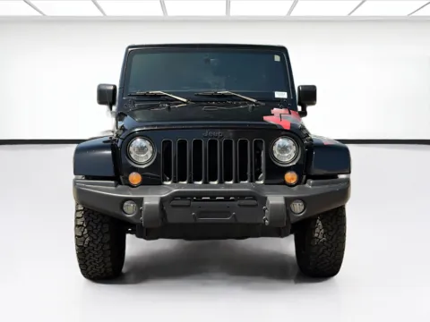 Photos of 2017 Jeep Wrangler Unlimited Unlimited Sahara w/Winter Edition (24T) for sale in Fontana, CA at KarGenie