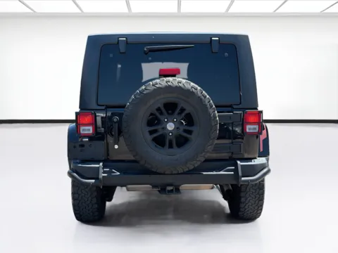More photos of 2017 Jeep Wrangler Unlimited Unlimited Sahara w/Winter Edition (24T) at KarGenie, CA