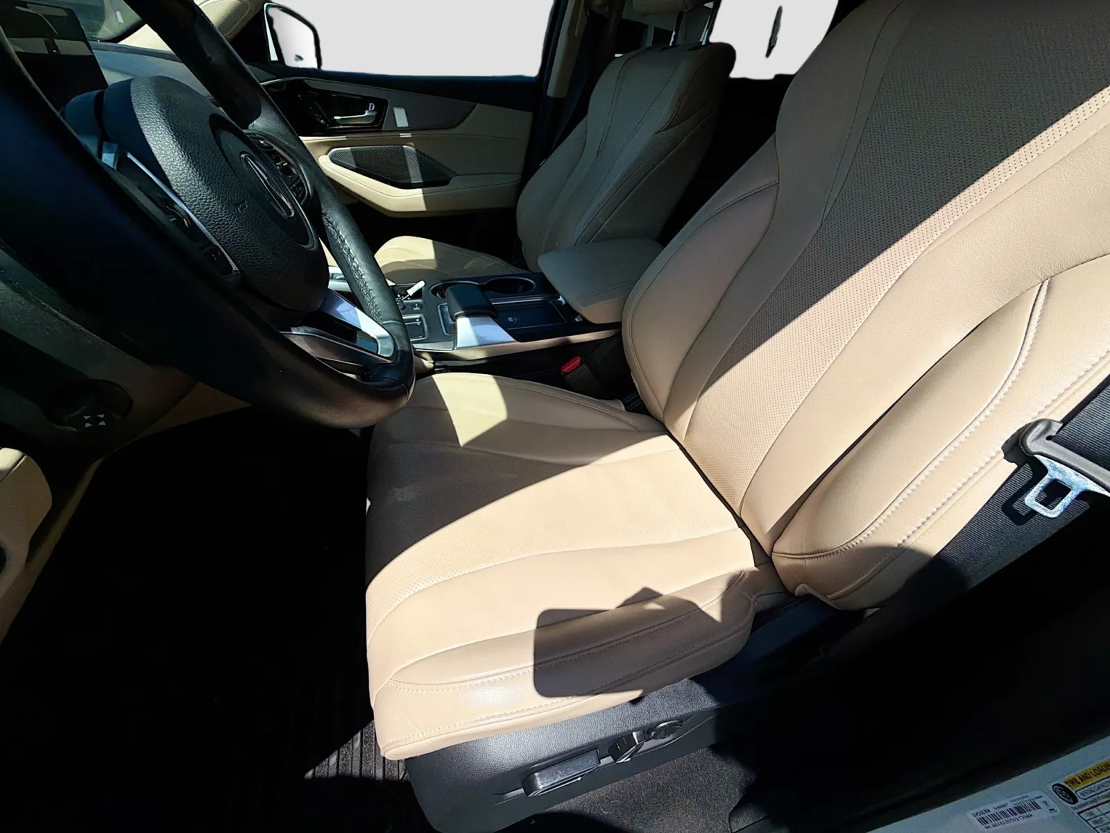 Acura MDX photo 11