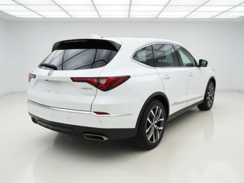More photos of 2022 Acura MDX w/Technology Package at KarGenie, CA