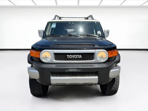 Photos of 2012 Toyota FJ Cruiser for sale in Fontana, CA at KarGenie