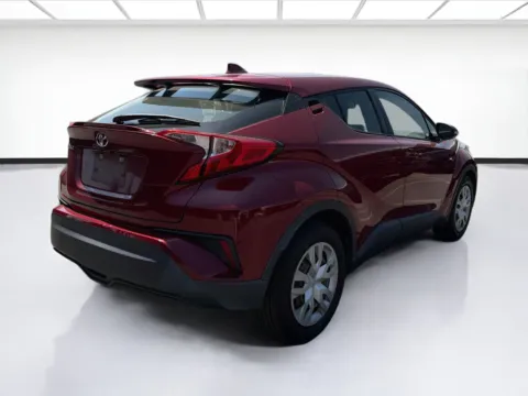 More photos of 2019 Toyota C-HR LE at KarGenie, CA