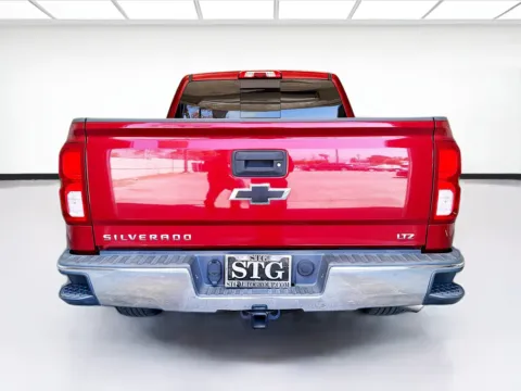 More photos of 2018 Chevrolet Silverado 1500 LTZ 1LZ at KarGenie, CA