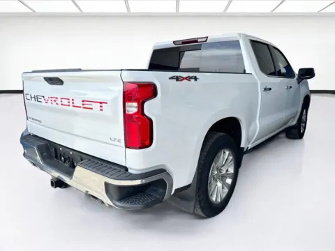 More photos of 2021 Chevrolet Silverado 1500 LTZ at KarGenie, CA
