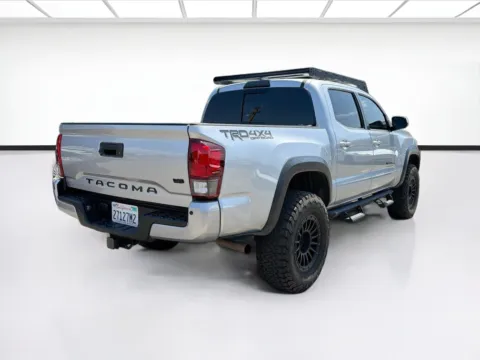 More photos of 2018 Toyota Tacoma TRD Off-Road V6 at KarGenie, CA