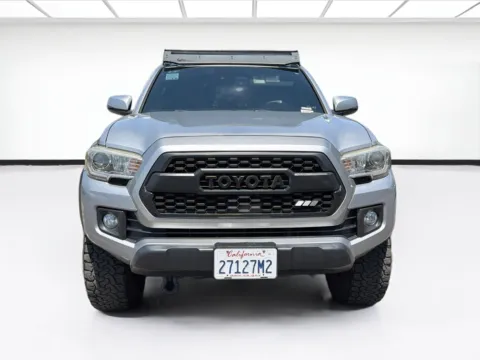 Photos of 2018 Toyota Tacoma TRD Off-Road V6 for sale in Fontana, CA at KarGenie