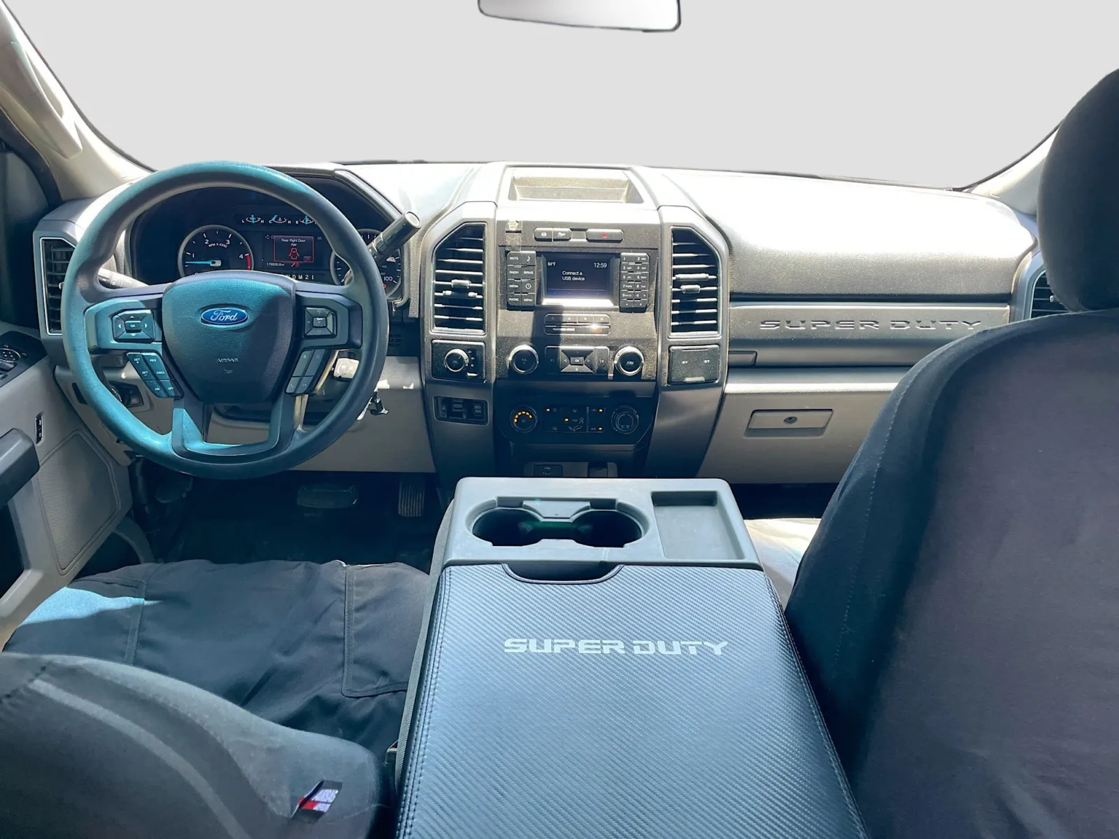 Ford F-250 photo 13