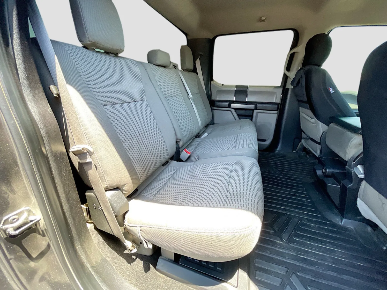 Ford F-250 photo 15