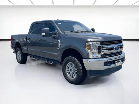 Another view of 2019 Ford Super Duty F-250 SRW XLT for sale in Fontana, CA at KarGenie