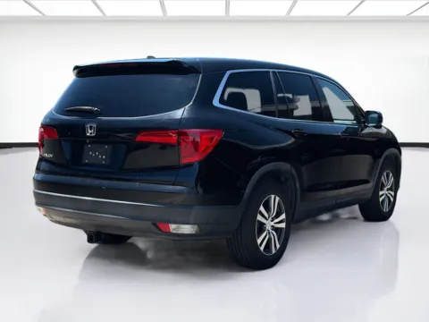 More photos of 2016 Honda Pilot EX-L at KarGenie, CA