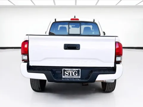 More photos of 2022 Toyota Tacoma SR at KarGenie, CA