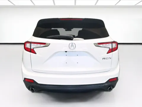More photos of 2019 Acura RDX at KarGenie, CA