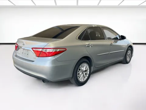 More photos of 2017 Toyota Camry LE at KarGenie, CA