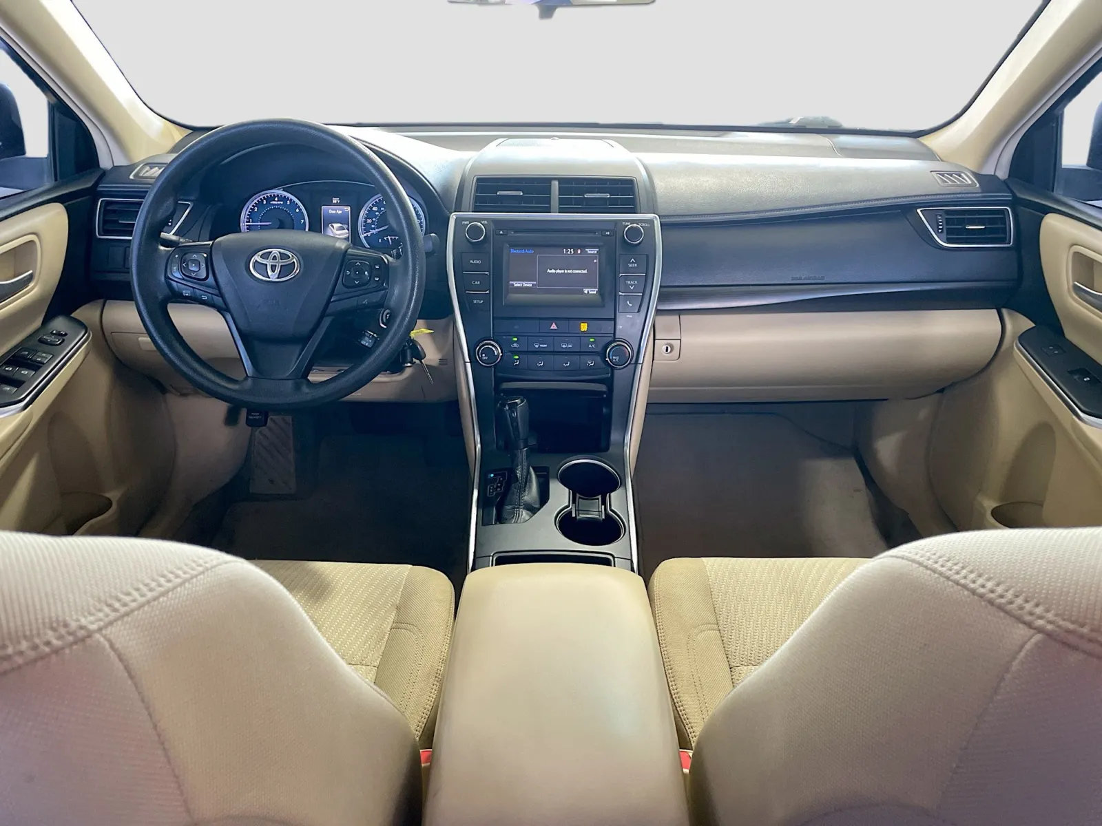 Toyota Camry photo 13