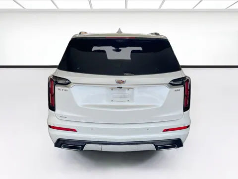 More photos of 2020 Cadillac XT6 Sport w/Platinum Package at KarGenie, CA