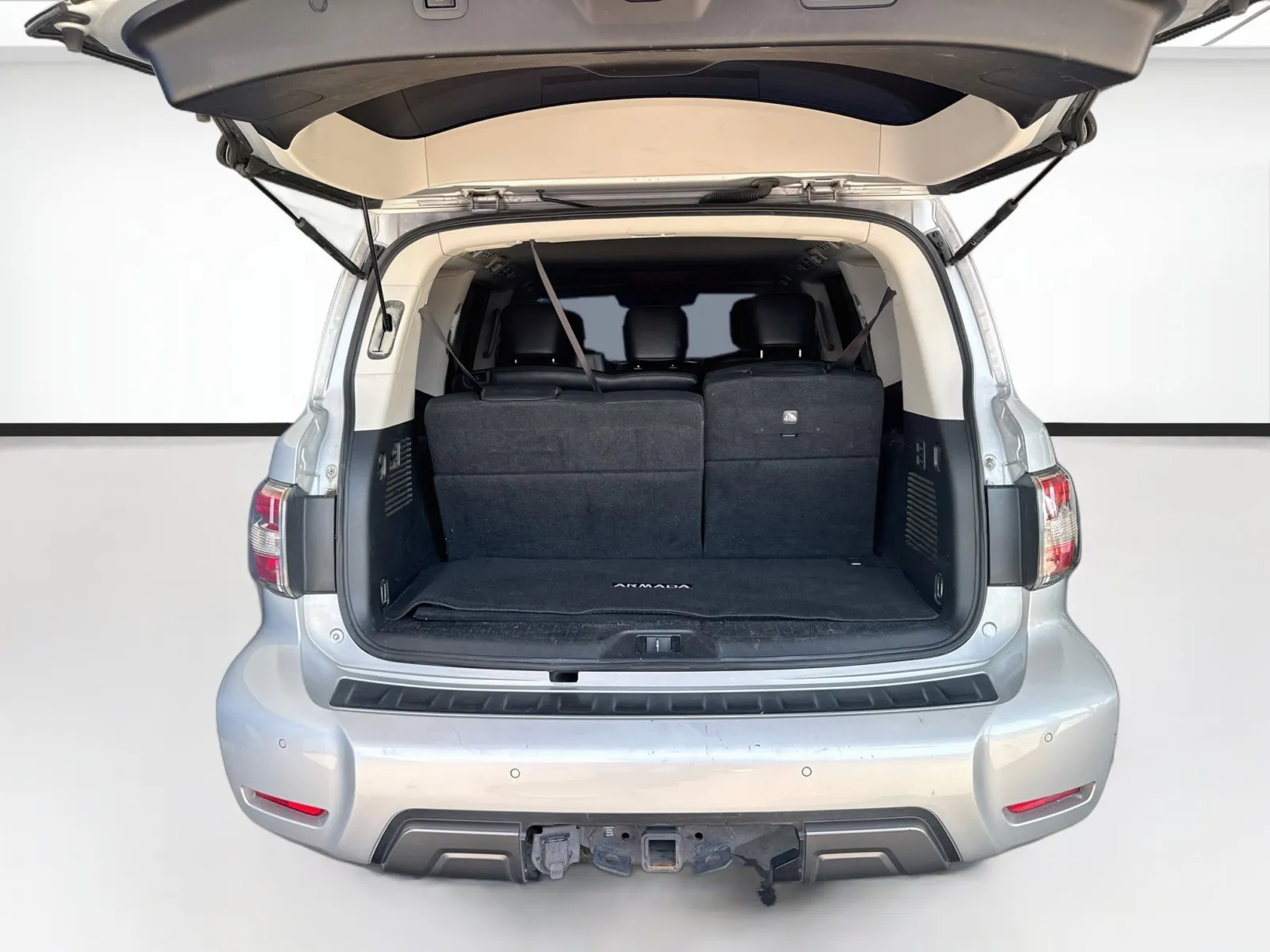 Nissan Armada photo 16