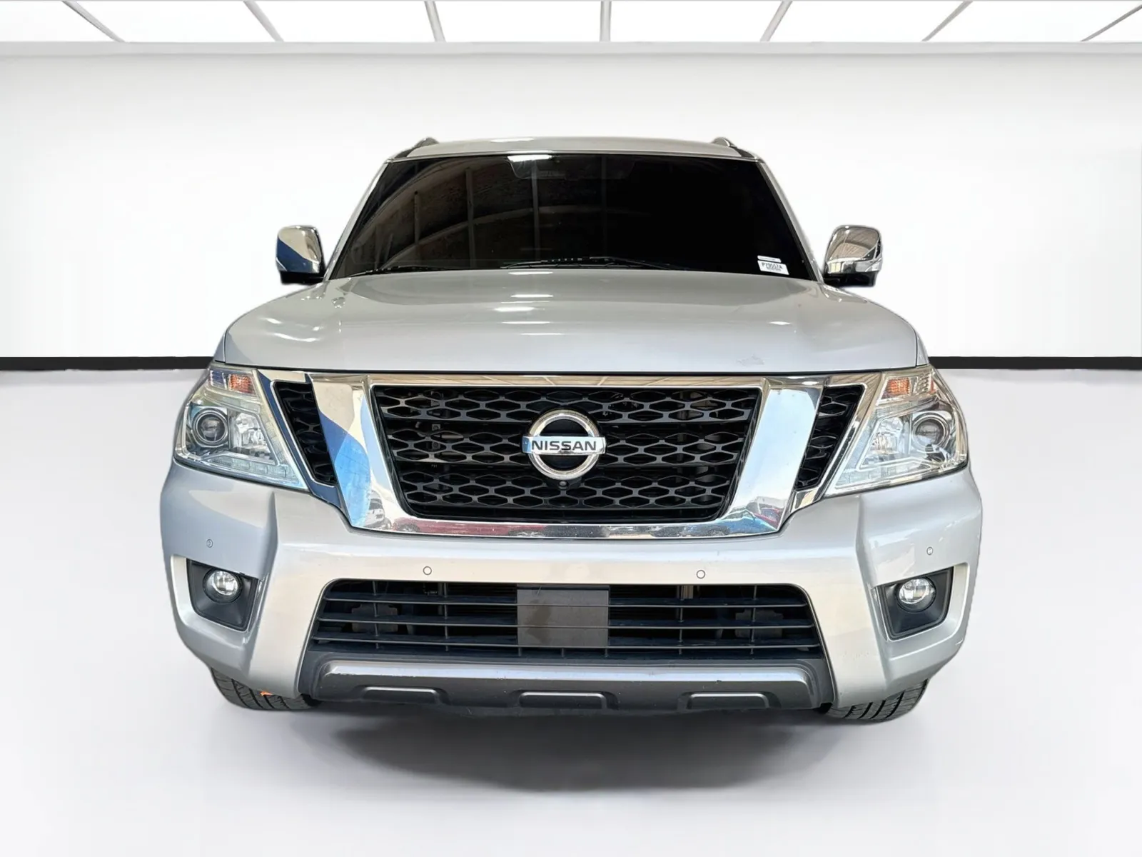 Nissan Armada photo 2
