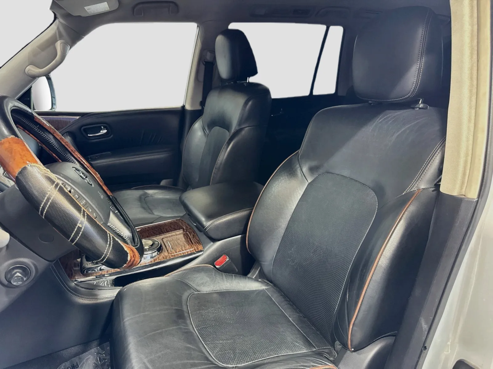 Nissan Armada photo 13