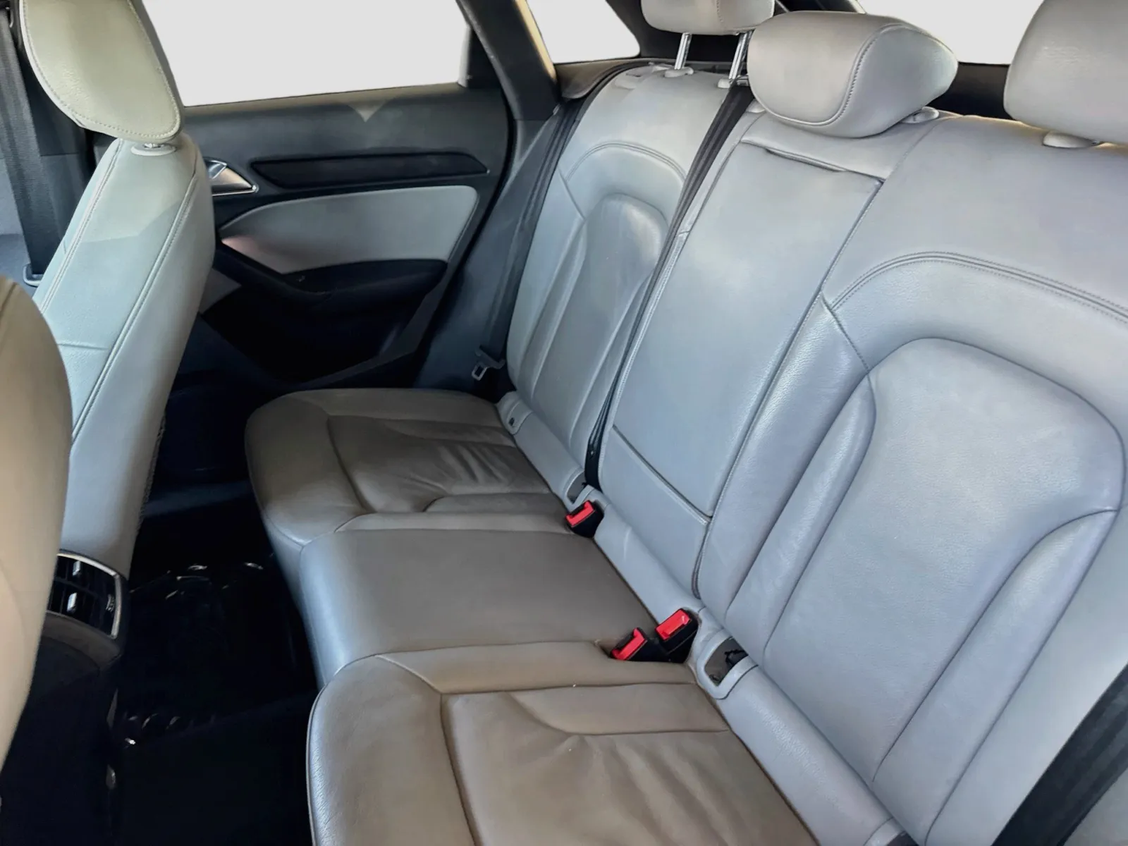 Audi Q3 photo 15