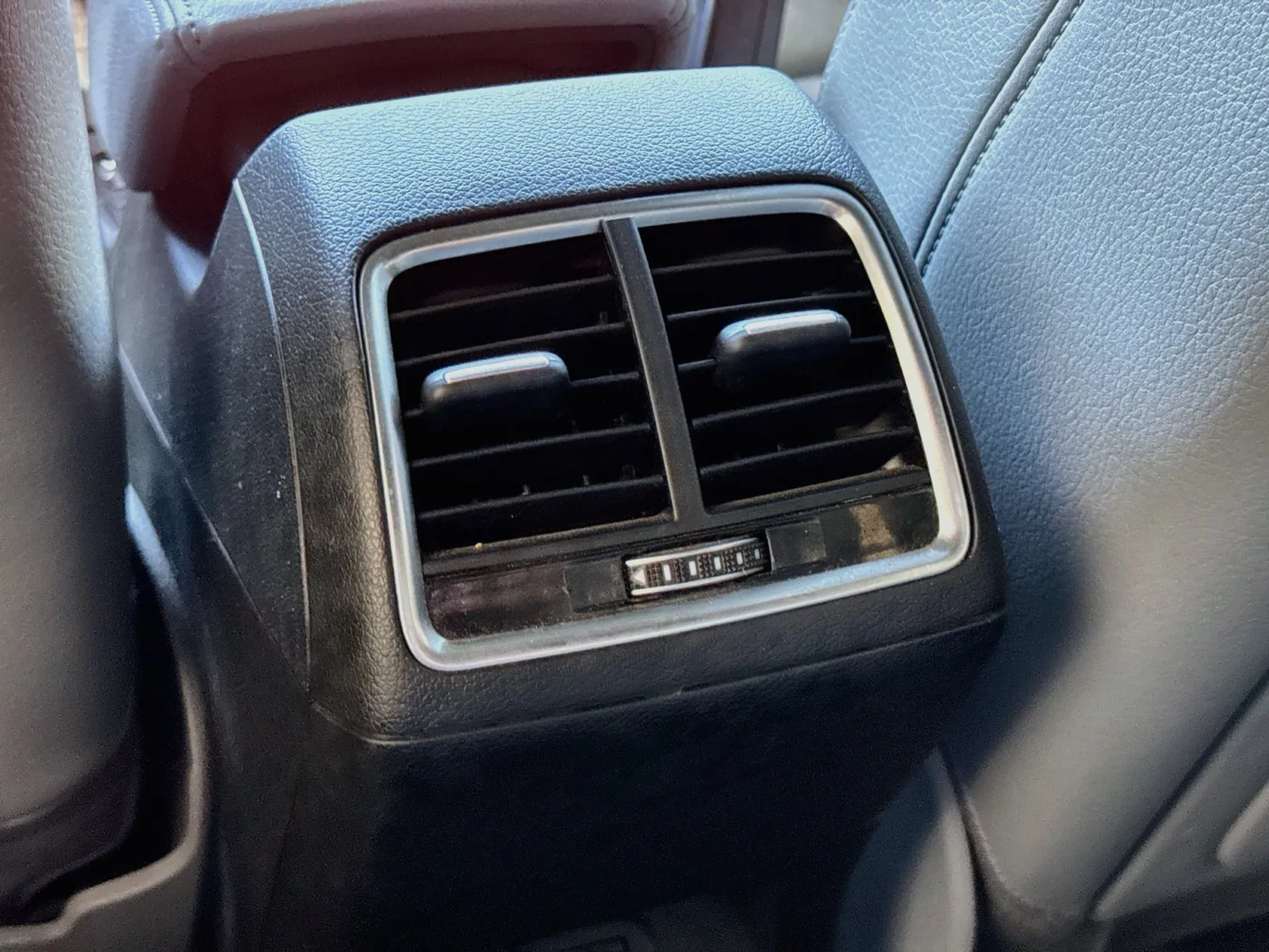 Audi Q3 photo 16