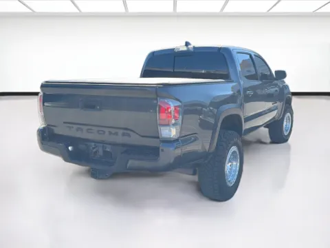 More photos of 2022 Toyota Tacoma TRD Off-Road V6 at KarGenie, CA