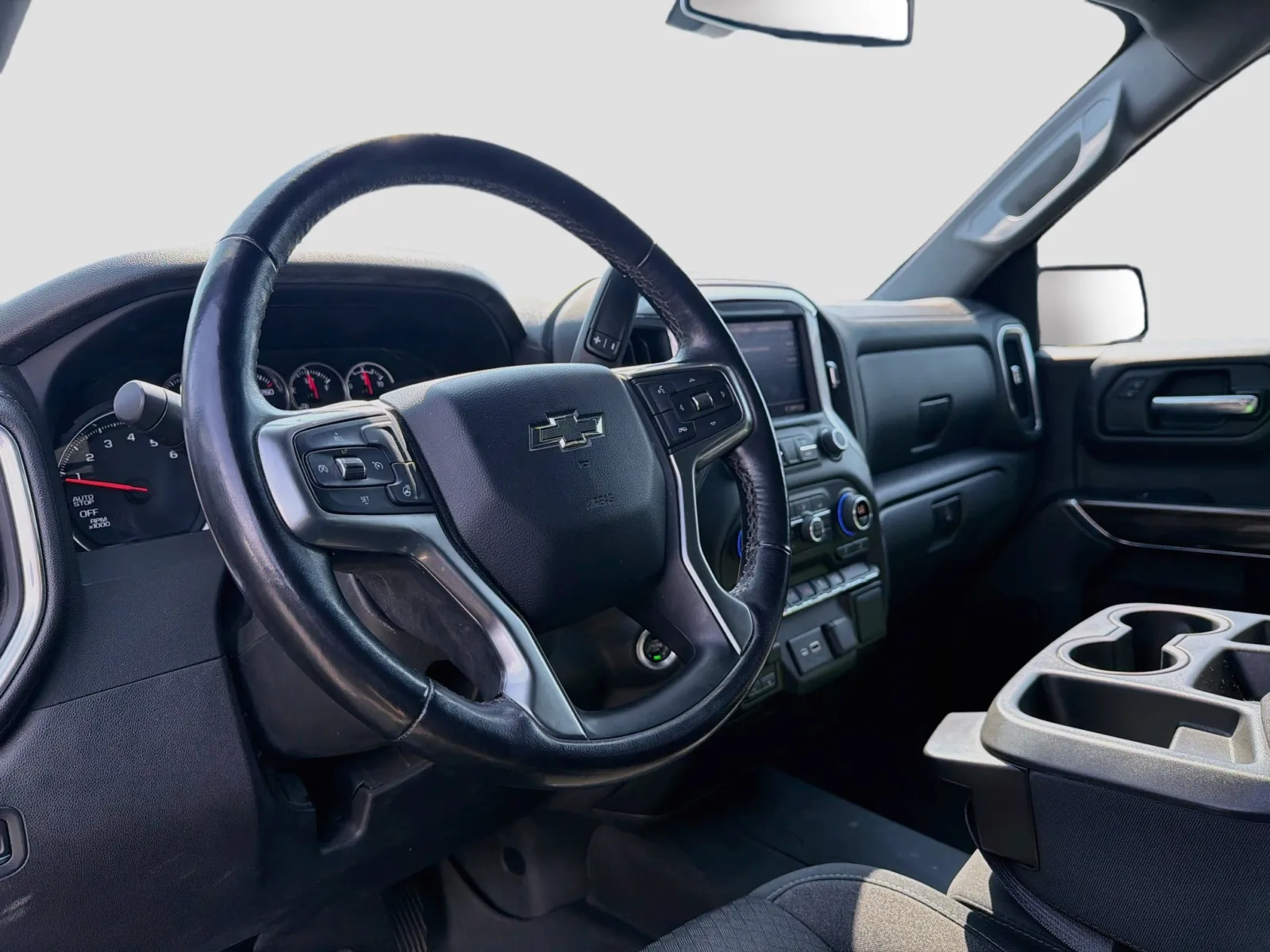 Chevrolet Silverado photo 7