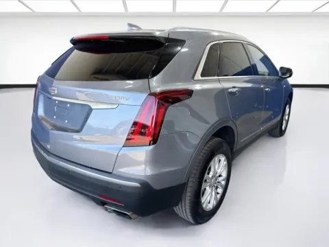 More photos of 2021 Cadillac XT5 Luxury at KarGenie, CA
